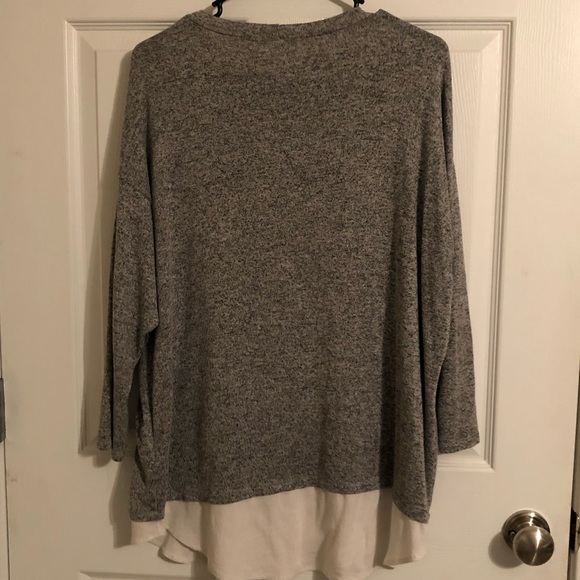 Top - Picture 2 of 2